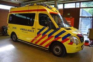 ambulance ziekenauto ziekenwagen 